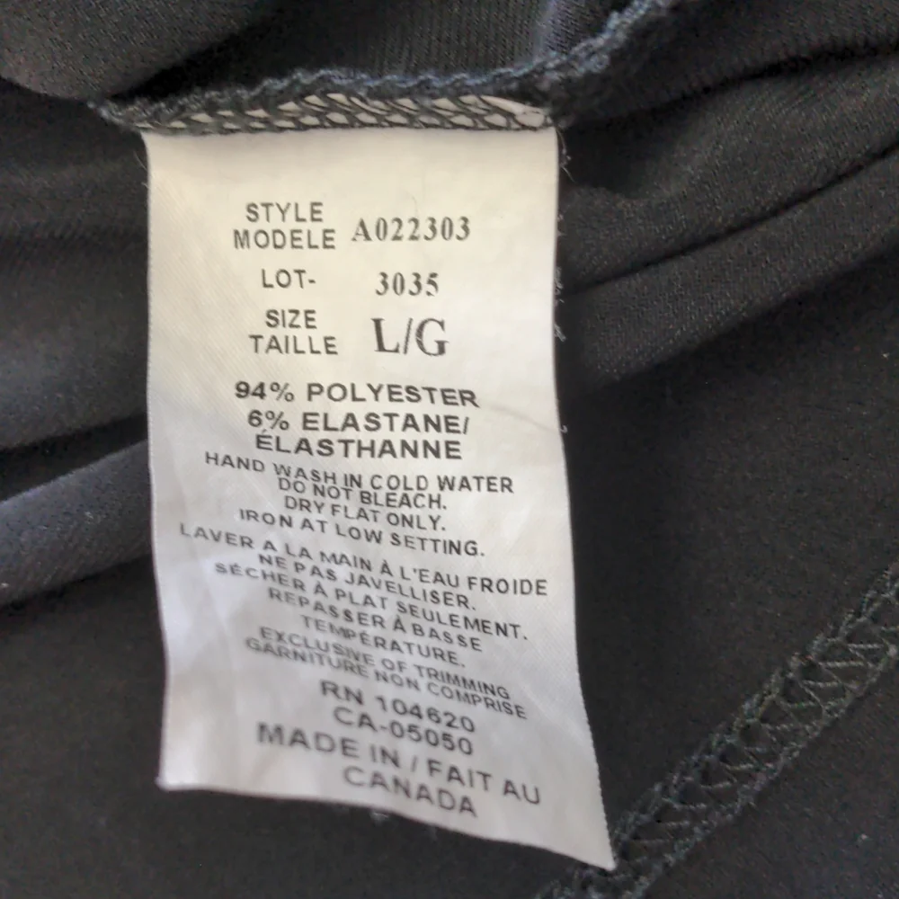 ⭐ 3/$12⭐ Jacob Off Shoulder Top - Picture 4 of 4